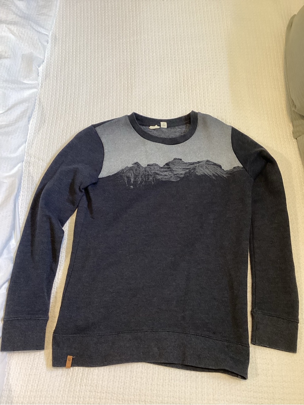 Men's tentree Charcoal Gray Crewneck Sweater with Mountain Graphic